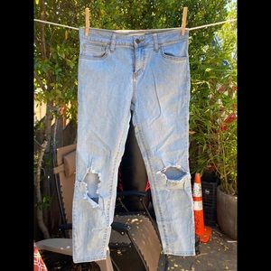 Vans distressed skinny jeans sz 7/28